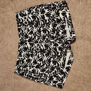 J. Crew black & white shorts, like new, size 6